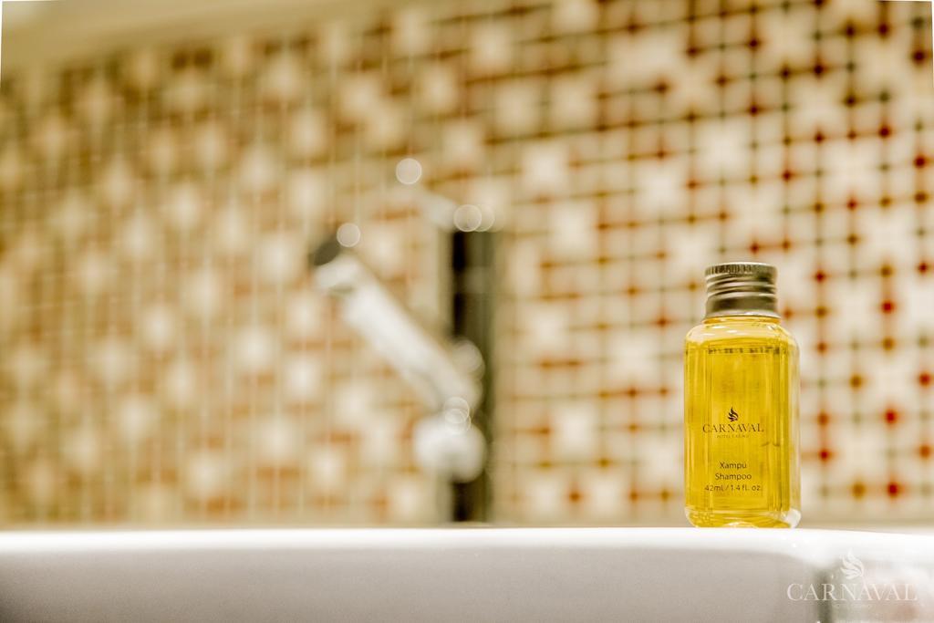 Carnaval Hotel Casino Encarnación Exteriér fotografie A bottle of shower gel
