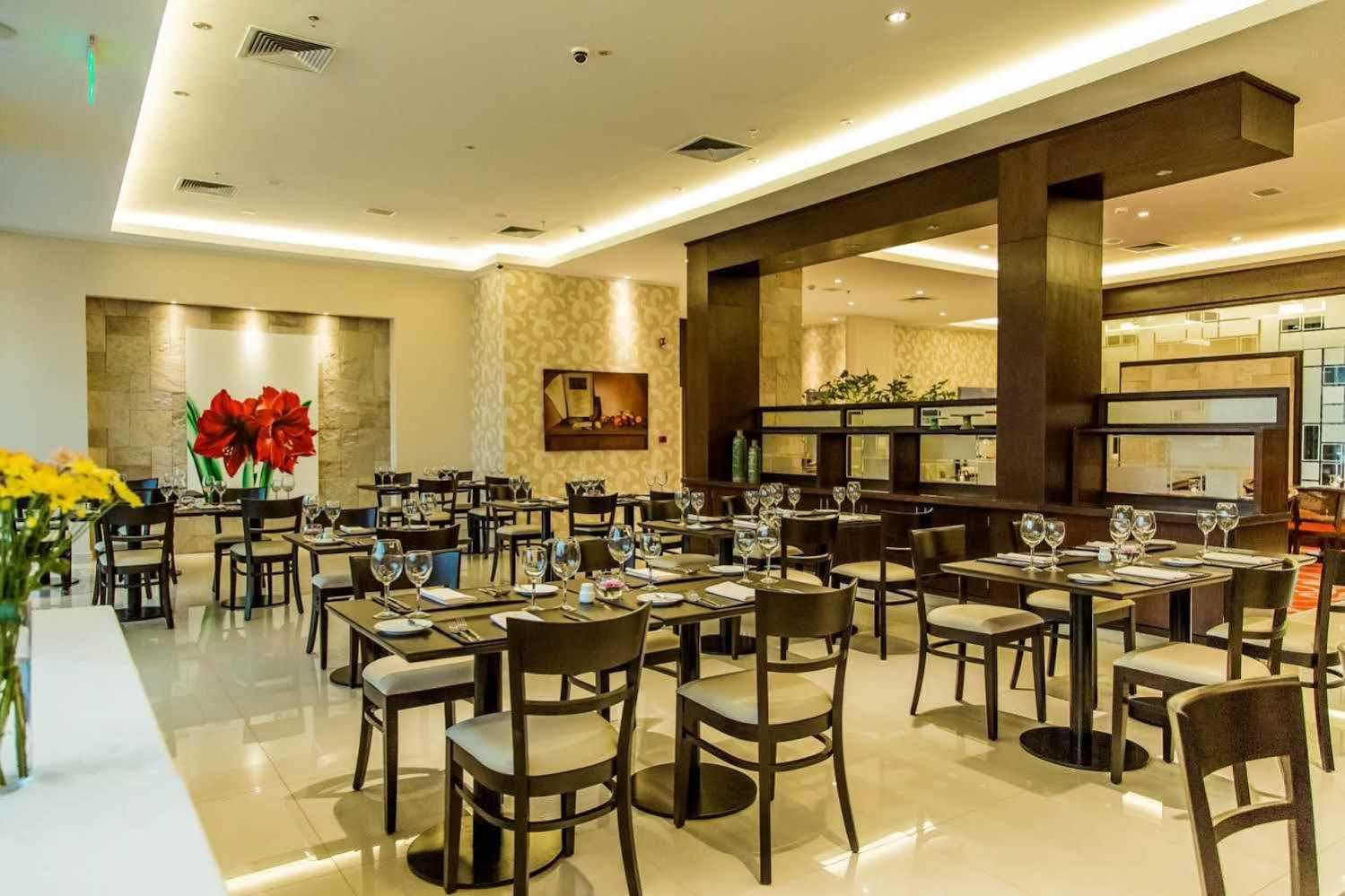 Carnaval Hotel Casino Encarnación Exteriér fotografie Restaurant